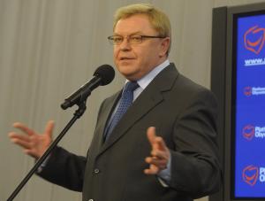 Lider Platformy obwinia o. Macieja Ziębę