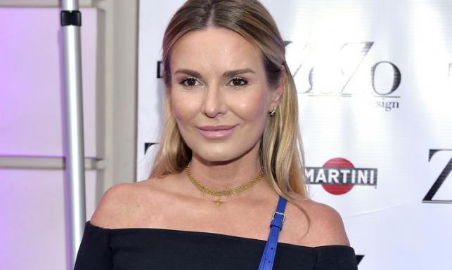 Hanna Lis o naszyjnikach z krzyżem: Lepiej zawiesić na szyi sybol miłości, niż Myszkę Mickey