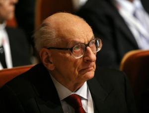 Szef Bundestagu atakuje Bartoszewskiego