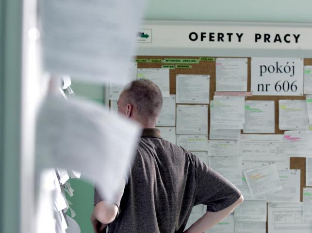 Tysiące chętnych do pracy w administracji