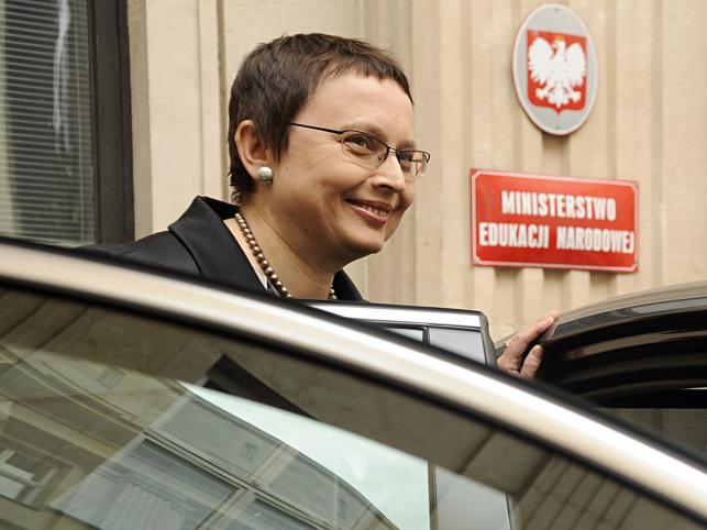 Minister edukacji zmieni płeć Kopciuszka?