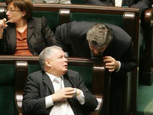Klimatyzacja wygoniła Kaczyńskiego z Sejmu?