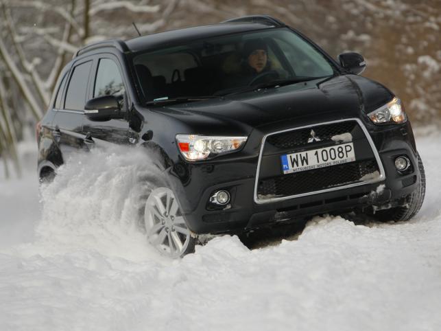 Sprawdzamy czy Mitsubishi ASX jest na tyle atrakcyjną propozycją, aby stworzyć realne zagrożenie dla już leciwego ale wciąż popularnego Qashqaia.