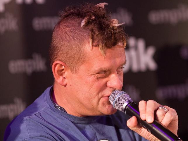Kult pokrył się platyną