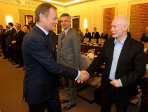 Rządowi eksperci ostrzegają: Zmiany w OFE łamią konstytucję