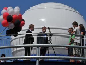 Donald Tusk w Astro-bazie