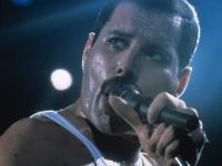 10 najlepiej sprzedających się albumów stulecia