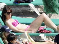 Państwo Cameron na Ibizie: Ona w bikini