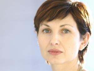 Renata Kim: Odmieńcy przez Giertycha