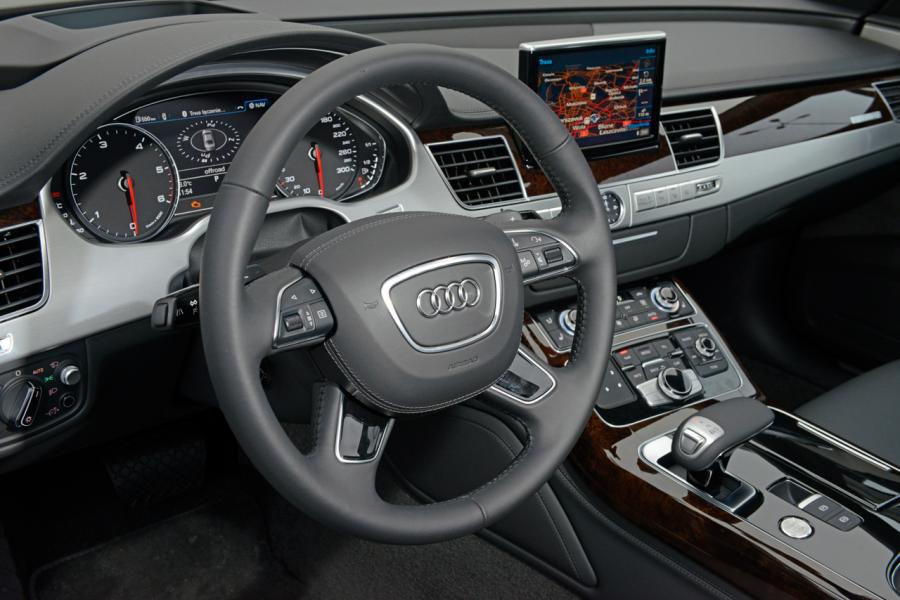 Audi A8 - zdjęcie poglądowe