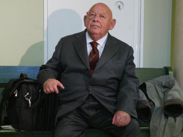 Dzisiaj Jerzy Urban, redaktor naczelny tygodnika „NIE”, już nie tumani, nie przestrasza