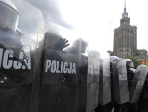Policja w KDT: za poźno i za słabo