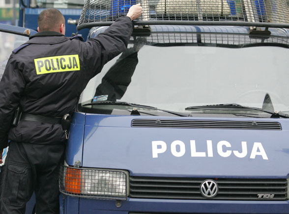 Policjanci dostaną więcej uprawnień do inwigilacji i śledzenia obywateli