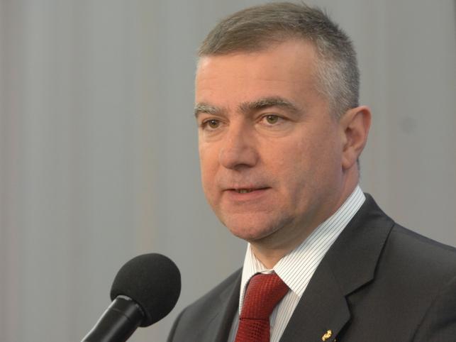 Graś: Nie gram z premierem w piłkę
