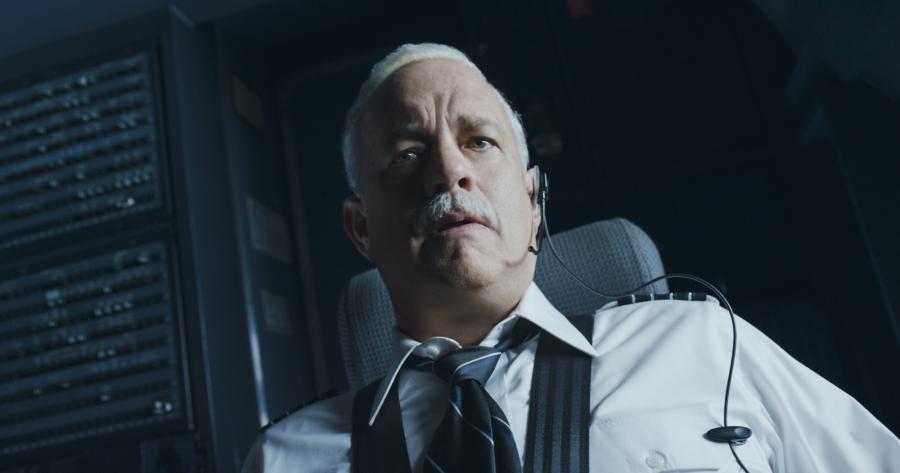 Film Clinta Eastwooda z Tomem Hanksem "Sully" od 2 grudnia 2016 w polskich kinach.