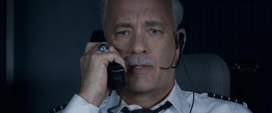 Film Clinta Eastwooda z Tomem Hanksem "Sully" od 2 grudnia 2016 w polskich kinach.