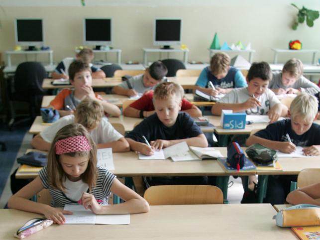 Brakuje miejsca dla najmłodszych uczniów